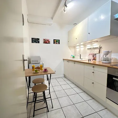 Appartement Polichinelle Hyper Centre - Wifi - Balcon & Parking Proche