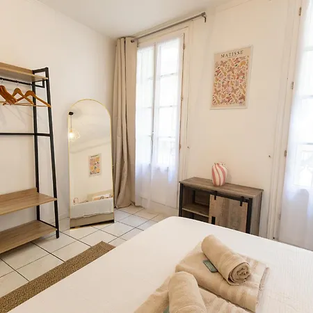 Appartement Polichinelle Hyper Centre - Wifi - Balcon & Parking Proche